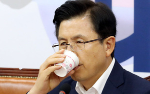 [사설] 한국당 또 장외투쟁, 국민 불신·불안감만 키울 뿐 