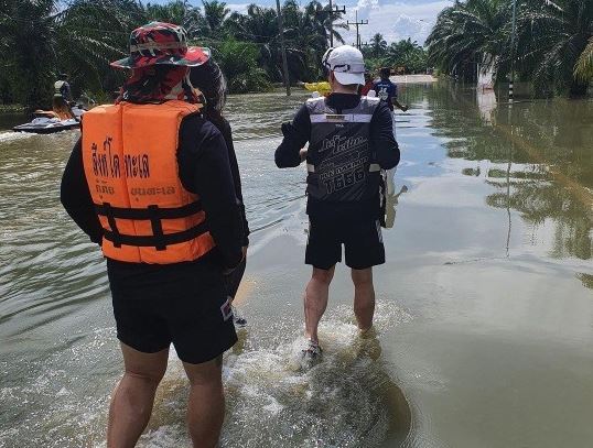 ‘Retirement Overturn’ Park Yoo-chun, volunteering in Thailand this time, “I couldn’t help but…  ”