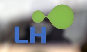 경찰, ‘꼬우면 이직’ 작성자 찾는다… LH본사 등 압색