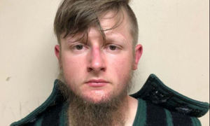 한국차 탄 용의자, 아시아계 많은 마사지숍 골라 총격