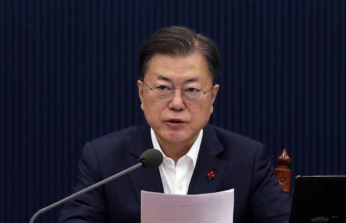 President Moon "Insufficient preparations for securing beds for 'With Corona'" thumbnail