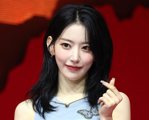 르세라핌 사쿠라 '난 하트 여신!'