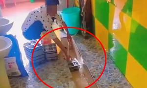 재래식 소변기서 어린이 식판 설거지한 中 유치원