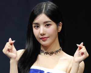 권은비 '워터밤 여신의 컴백'