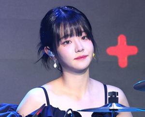 QWER 쵸단 '완벽한 드럼 연주'