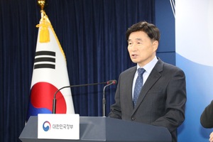 ‘물수능’ 우려에 역대급 ‘불수능’… 만점자 1명
