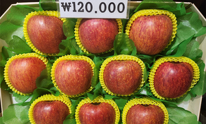 사과 한 개에 1만 2000원…골프장 과일 왜 비싼가요?