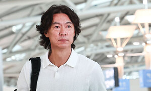 이임생·홍명보, 외인 코치 두고 엇박자