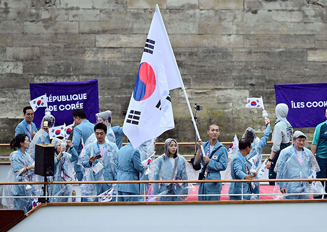 한국 입장하는데 "북한"<br>파리올림픽 개회식 '황당 사고'