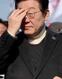 기약없는 ‘탄핵선고’, 거칠어지는 정치권 ‘입’…“몸 조심해” “죽은 듯 누워”