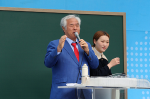 전광훈 “대선 출마하겠다…尹도 모셔올 것”