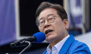 이재명, '이순신 벨트' 훑으며 호국 유세