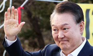 국힘 “尹에 탈당 권고”… 정치적 결별 수순