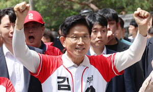 김문수, 尹탈당에 지지층 재결집 도모