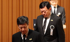 롯데家 신동주, 日서 동생 신동빈에 1300억원 손배소