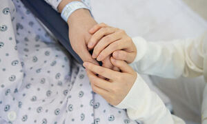 병원이 환자돌봄 전담 ‘간호·간병 통합서비스’… 간병비 부담 줄었지만 간호 인력 확보는 숙제