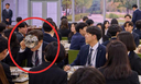 &${esc.h}34;李대통령 한참 찾았네&${esc.h}34;…그릇째 '드링킹샷' 화제