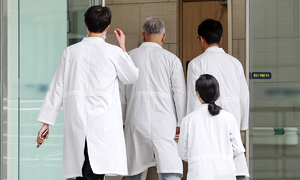 전공의 복귀도 급물살… 수련병원들과 머리 맞대