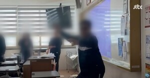 "날 '망고오빠'라 불러라"… 60대 男 대학 졸업 후 '고교 재입학'