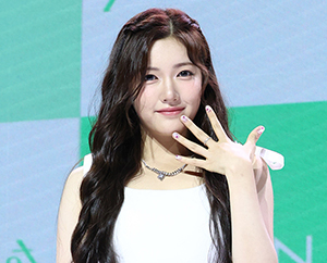 앳하트 서현 '여신 미모'