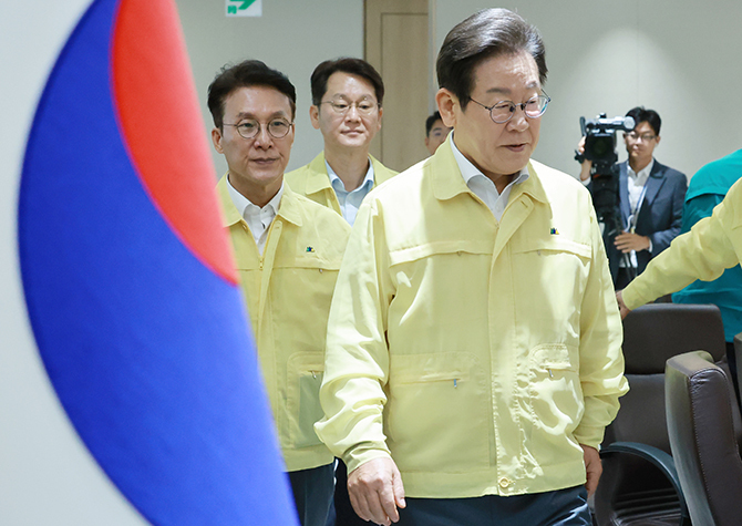 李, 남북 신뢰 회복·대화 재개에 방점<BR>관건은 한·미 조율