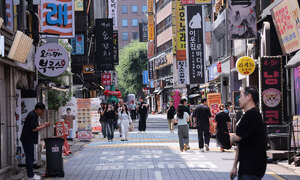 술집 '쓴맛'…불경기에 손님 발길 줄어들어 매출 9% '뚝'