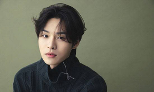배우 윤지온, 만취 상태서 오토바이 훔쳐 운전 