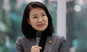 경찰, 이진숙 3차 소환 조율 중…"미진한 부분 추가 조사"