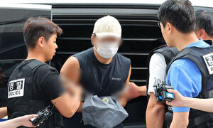 부모 때리다 형에게 맞자 가족 모두 살해한 30대 사형 구형