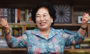 아들이 말려도 쓴다…짠순이 전원주가 86세에 찾은 여유