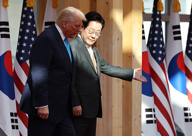 "핵추진잠수함 연료 공급 허용"<BR>李대통령, 트럼프에 협조 요청