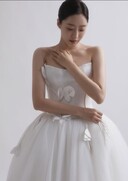 '김병우 감독과 결혼' 함은정, 우아한 웨딩드레스 자태