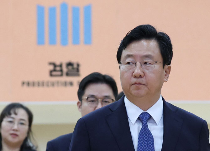 정진우 서울중앙지검장 전격 사의<br>'대장동 항소 포기' 거센 후폭풍