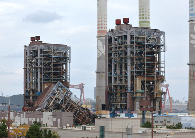 작업 규정·절차 제대로 지켰나<br>울산화력 붕괴 수사 방향은