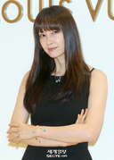 이나영, 7년 만의 스크린 복귀…단편 '신원미상'서 1인 2역 열연