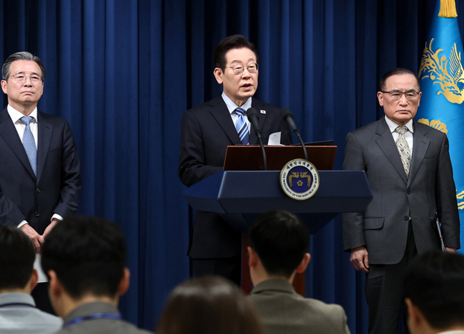 ‘관세전쟁’ 큰 고비넘었지만<br> ‘美금리·투자’ 부담이 발목