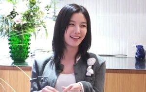 ‘4살 데뷔→국민 여동생’ 김유정, 한 달간 칩거한 이유…“‘나는 누구인가’ 혼란”