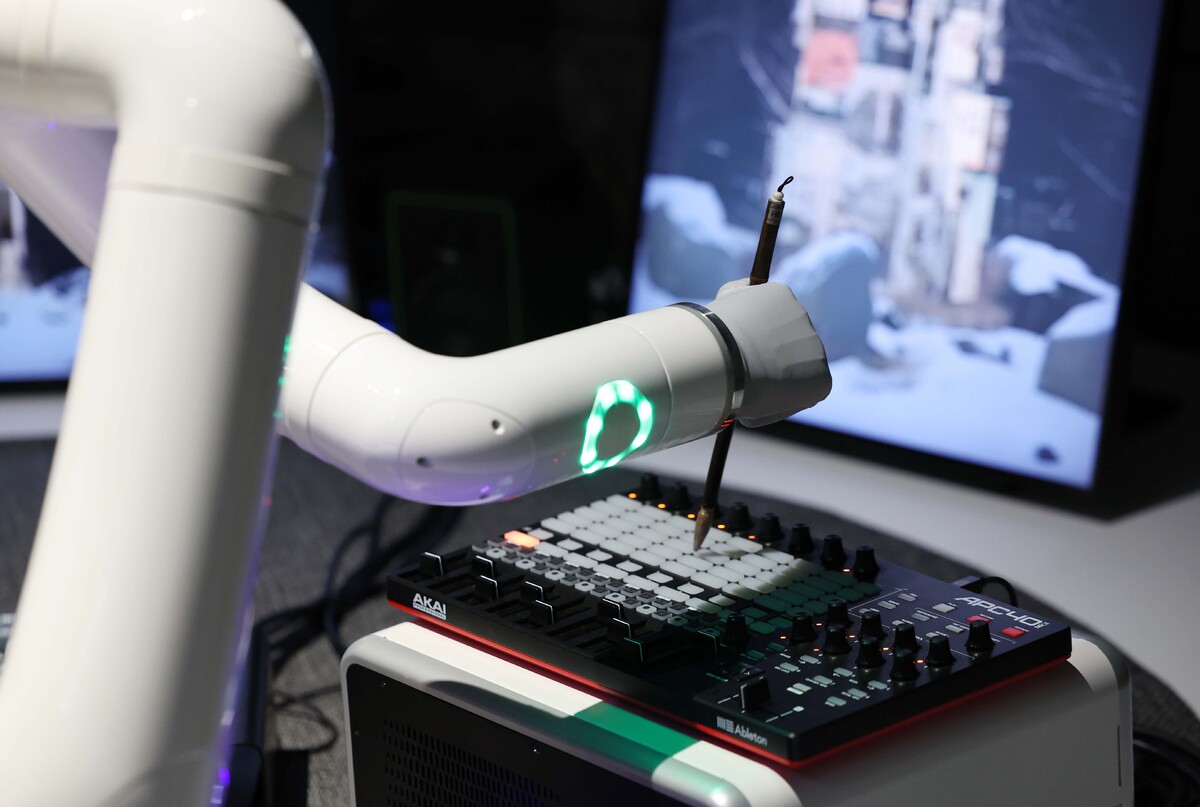 국립한글박물관, 다섯 번째 한글 실험 프로젝트 '글(자)감(각):쓰기와 도구' 선보여 [한강로 사진관]