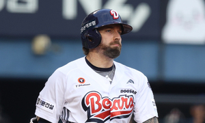 케이브, 두산과 재계약 실패…다른 구단 못 뛰는 보류권 규정엔 서운함 표시