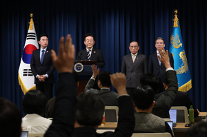 이재명 대통령, 12·3 비상계엄 1년 맞아 '대국민 특별성명' [한강로 사진관]