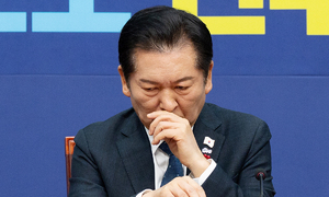 ‘1당원1표제’ 중앙위서 부결… 정청래 리더십 ‘흠집’