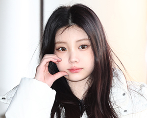 아일릿 원희 '너무 사랑스러워'