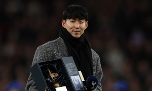 레전드의 귀환!…손흥민, 토트넘 팬들 앞에서 '뜨거운 안녕'