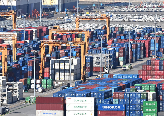 한국 수출, 사상 최초로 7천억달러 돌파