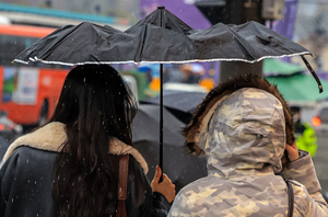 “우산 챙기세요” 전국 눈·비…‘낮 최고 14도’ 추위 주춤 [오늘날씨]