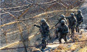 살 에는 추위에도… 최전방 ‘철통경계’