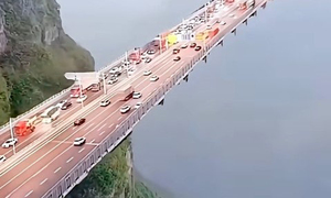 “한국서 제일 위험한 곳?”…설악산 ‘유리다리’에 430만 명 속았다