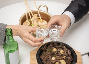 ‘바삭한’ 멸치볶음 맛의 비결이 소주? 주부9단 엄마의 ‘치트키’ [FOOD+]