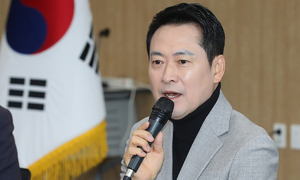 장동혁 "재신임투표 공식요구 아직 없다…비판말고 직 걸면 돼"