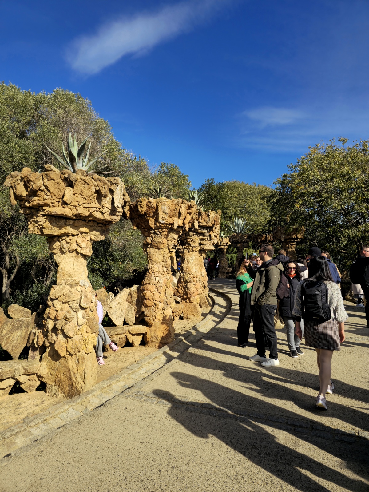 구엘공원 산책로.